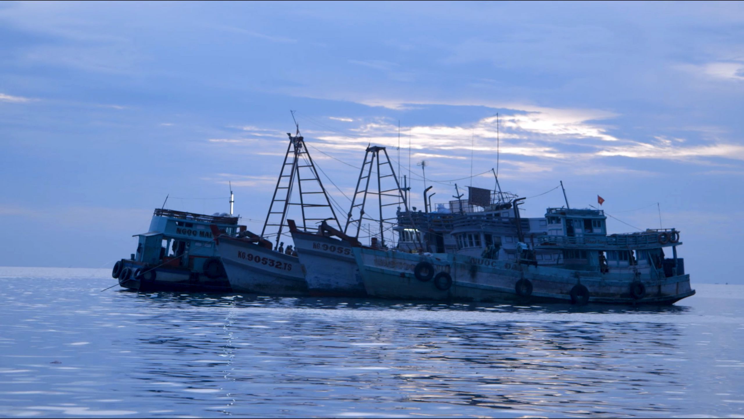 Current-Sea-Press-Still_07_pairtrawlers
