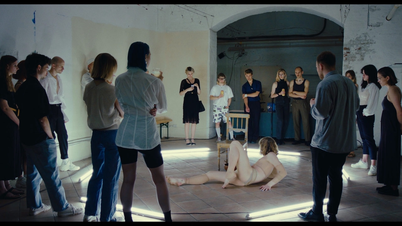 Zu_Besuch_Still_1_©Xavier_Pawlowski